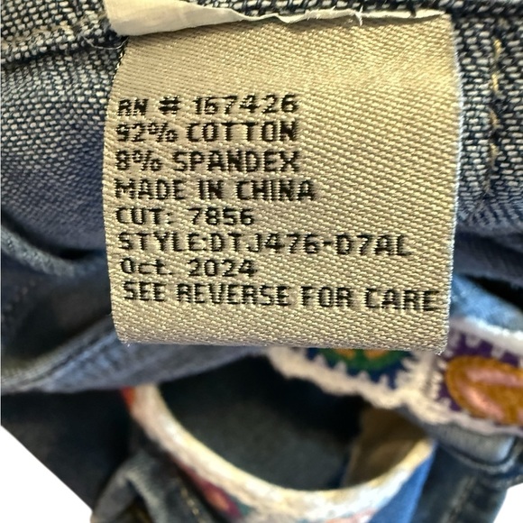 NEW Girls Tractr White Crochet Patch Multi Color Peace ☮️ Denim overalls Indigo - Picture 15 of 16